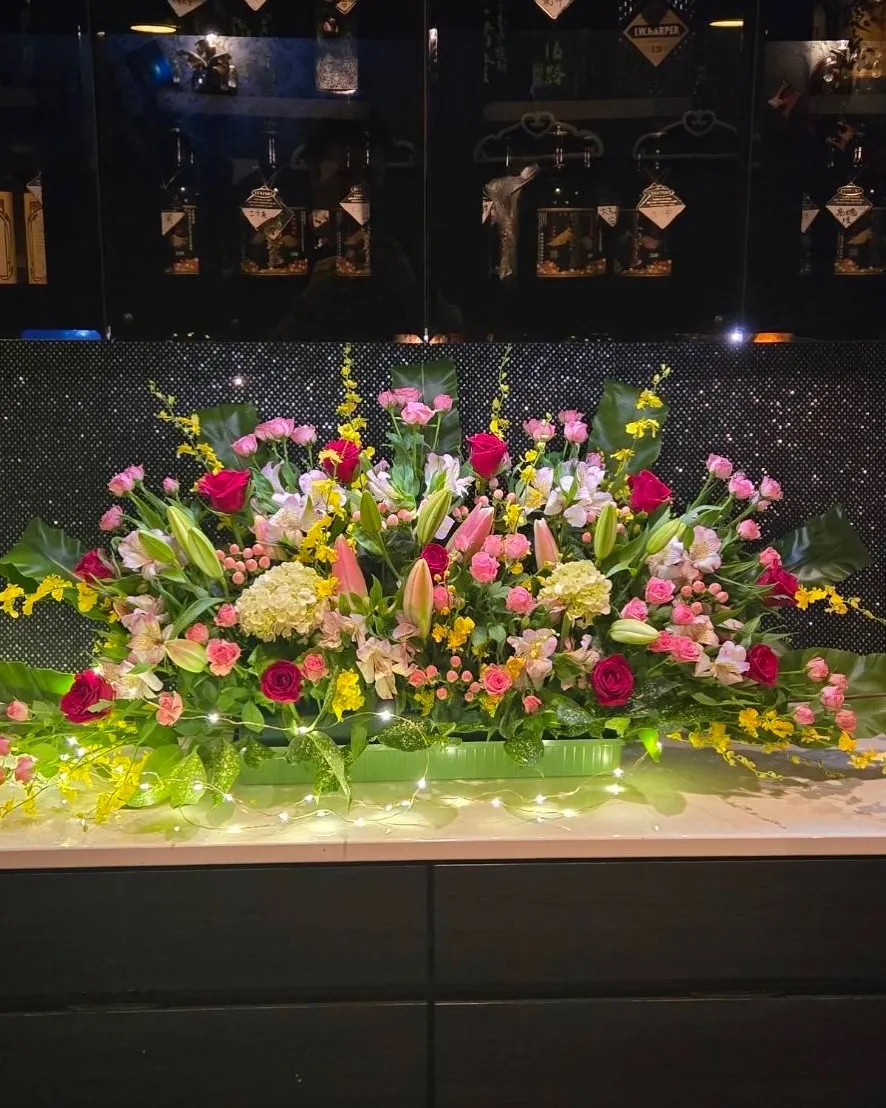 お祝いアレンジ｜藤井寺の花屋